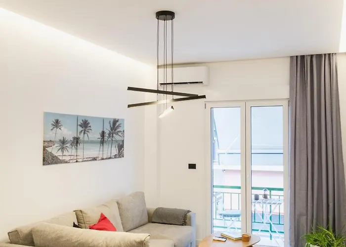 2 Bedroom Cozy Stylish